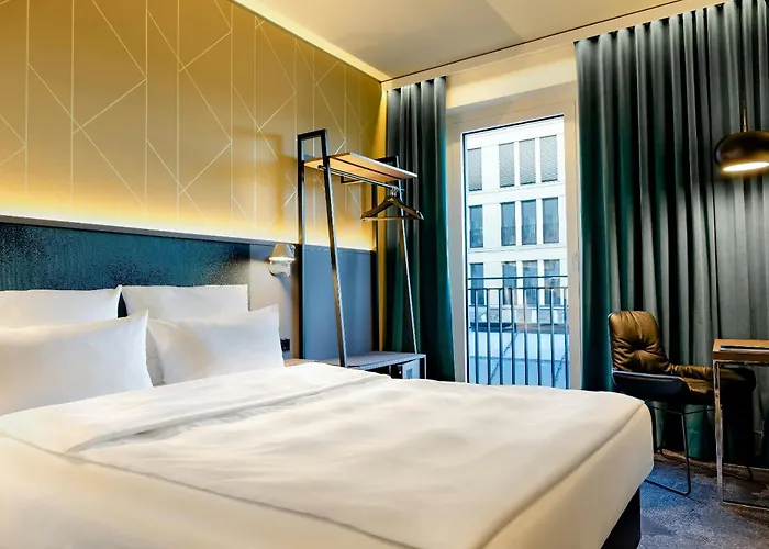 One Berlin-potsdamer Platz 3*