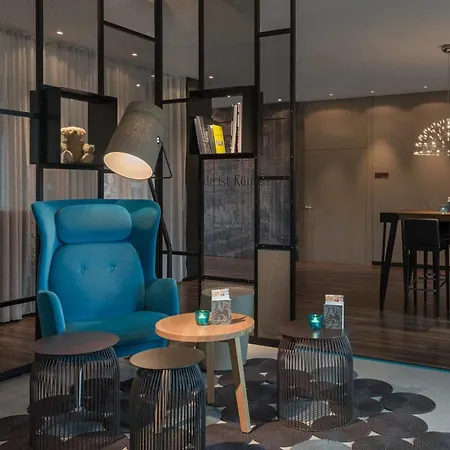 One Berlin-potsdamer Platz Szálloda 3*
