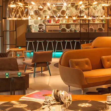 One Berlin-potsdamer Platz Szálloda 3*