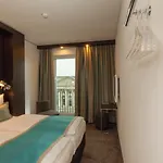 One Berlin-potsdamer Platz