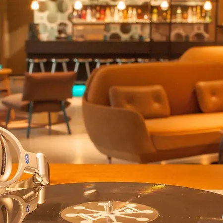 柏林波茨坦广场一号汽车旅馆酒店