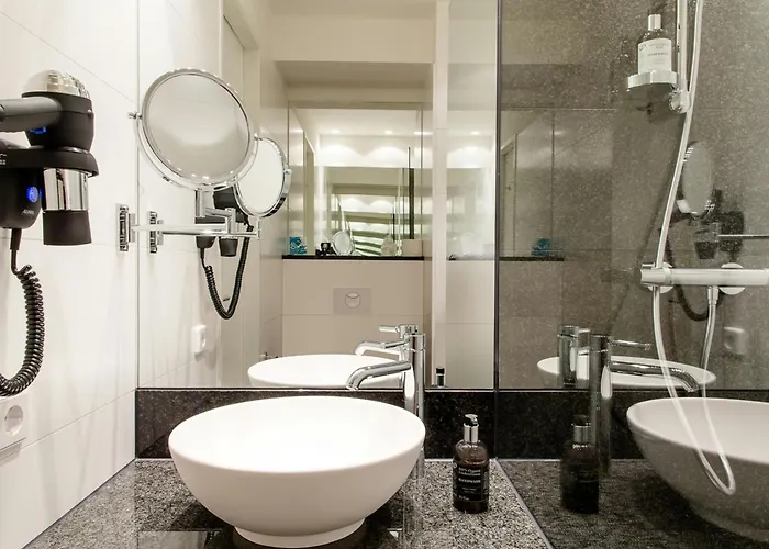 One Berlin-potsdamer Platz Hotell 3*