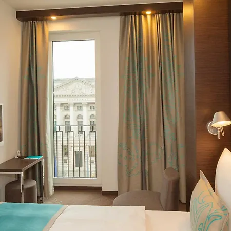 Hotel One Berlin-potsdamer Platz 3*